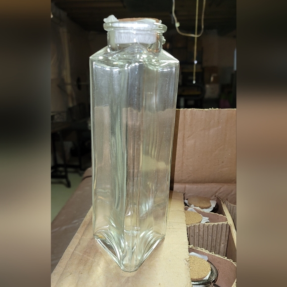 Tall triangle glass container/bottle with cork lid - Picture 3 of 5